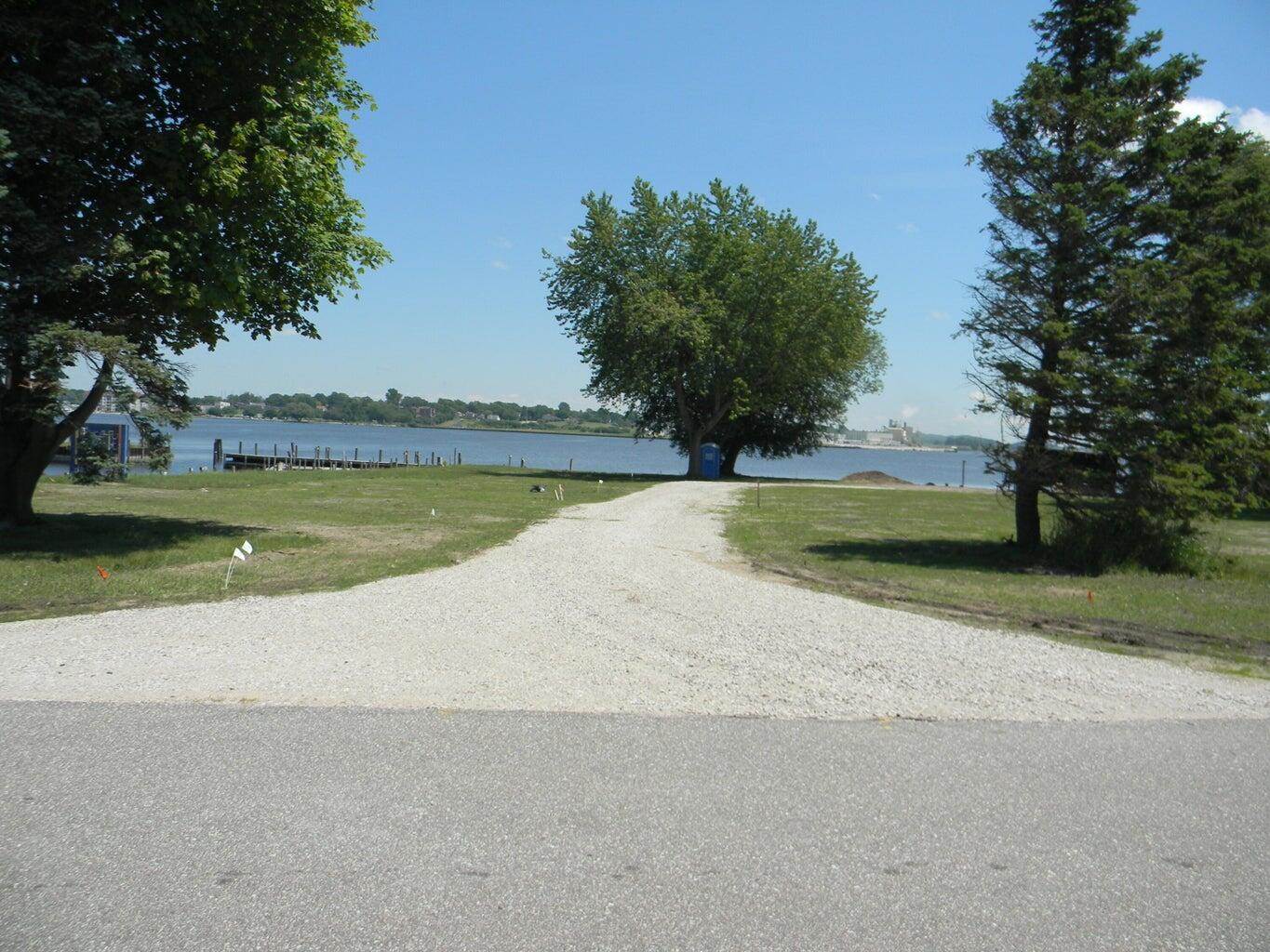 846 South Lakeshore Drive, #2, Ludington, MI 49431