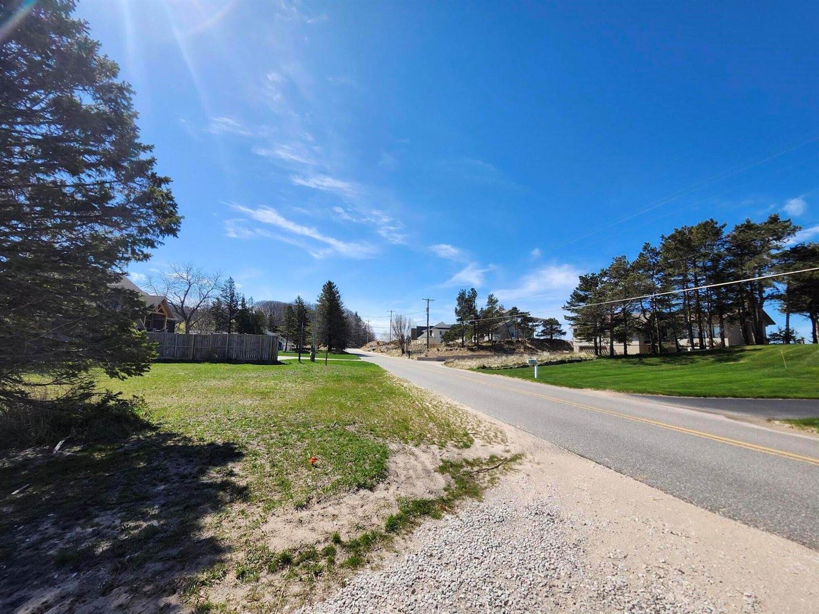 846 South Lakeshore Drive, #2, Ludington, MI 49431