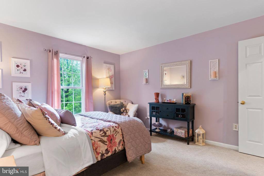 217 Edenderry Way, Enola, PA 17025