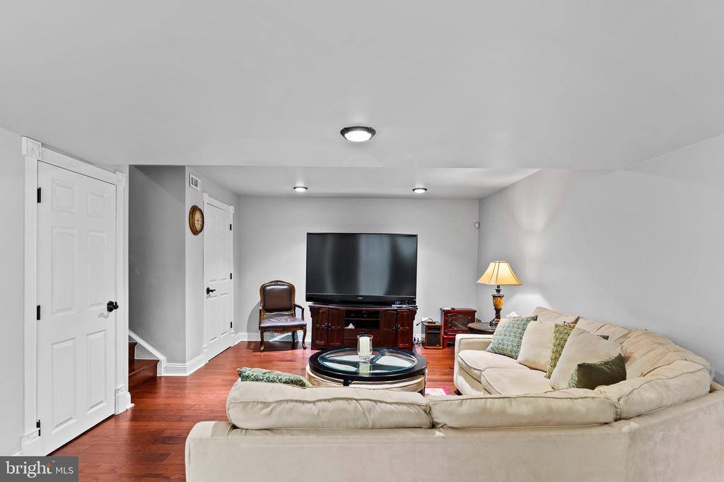 217 Edenderry Way, Enola, PA 17025