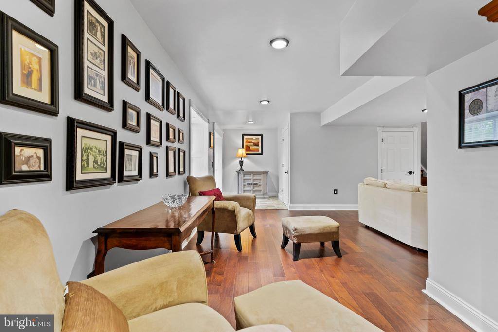 217 Edenderry Way, Enola, PA 17025