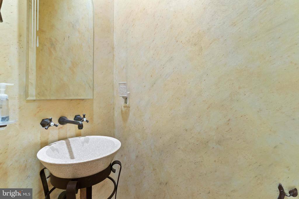 142 Red Haven Road, New Cumberland, PA 17070