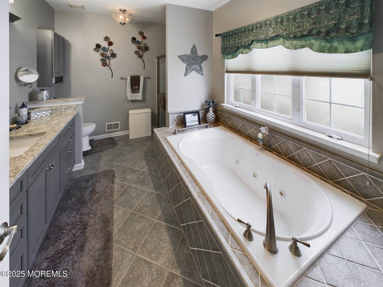 89 Pebble Beach Boulevard, Jackson, NJ 08527