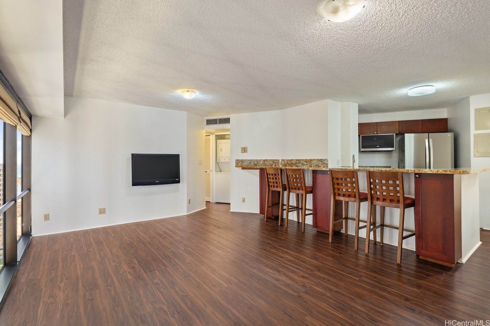 1088 Bishop Street, Honolulu, HI 96813