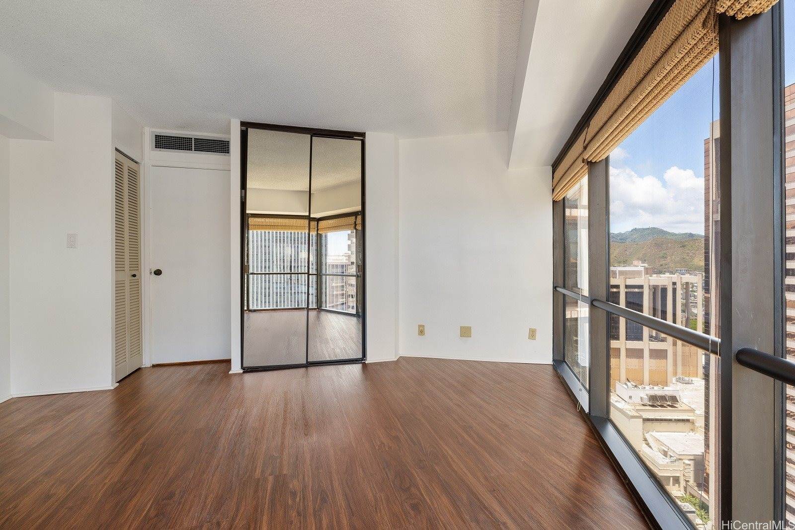 1088 Bishop Street, Honolulu, HI 96813