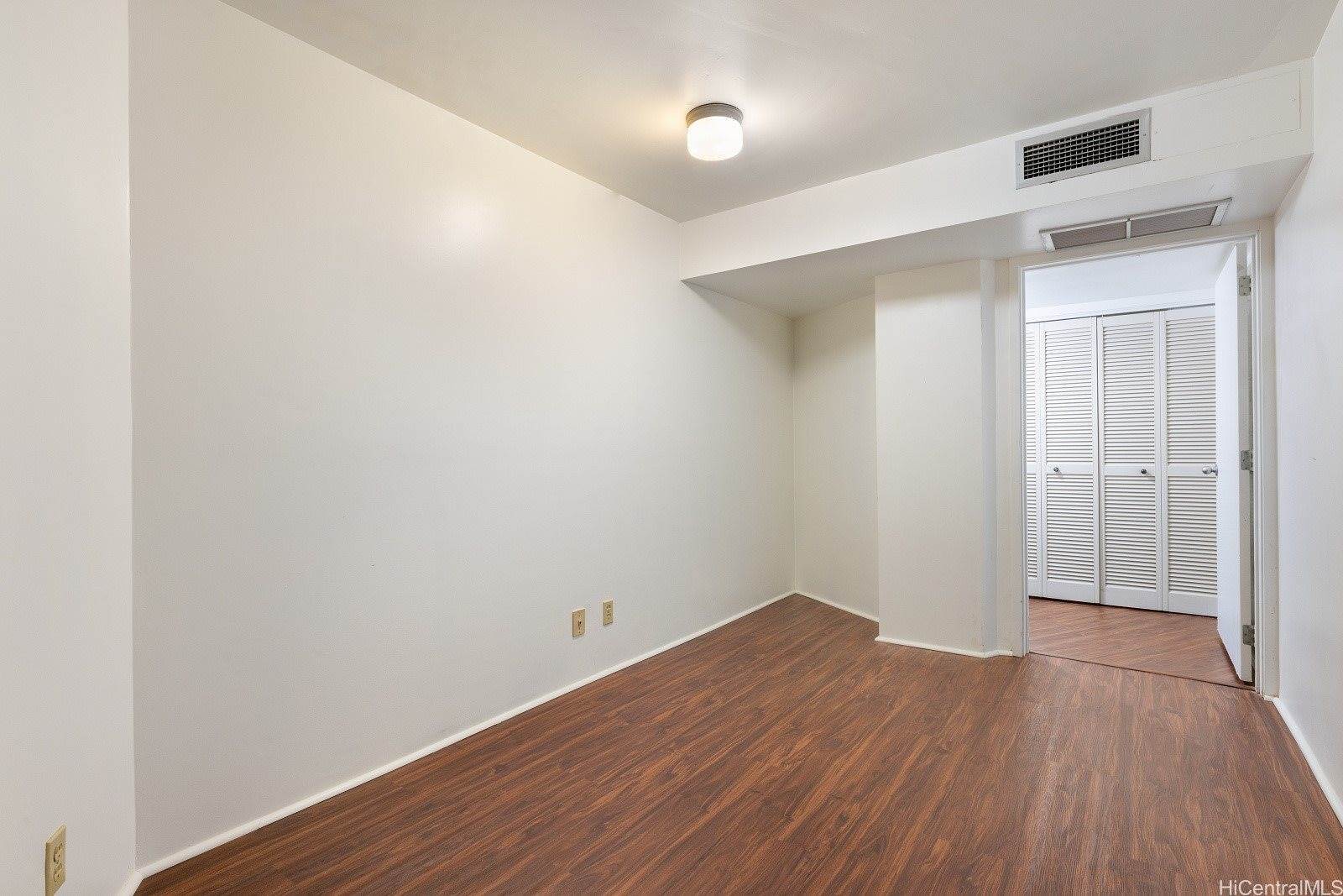 1088 Bishop Street, Honolulu, HI 96813