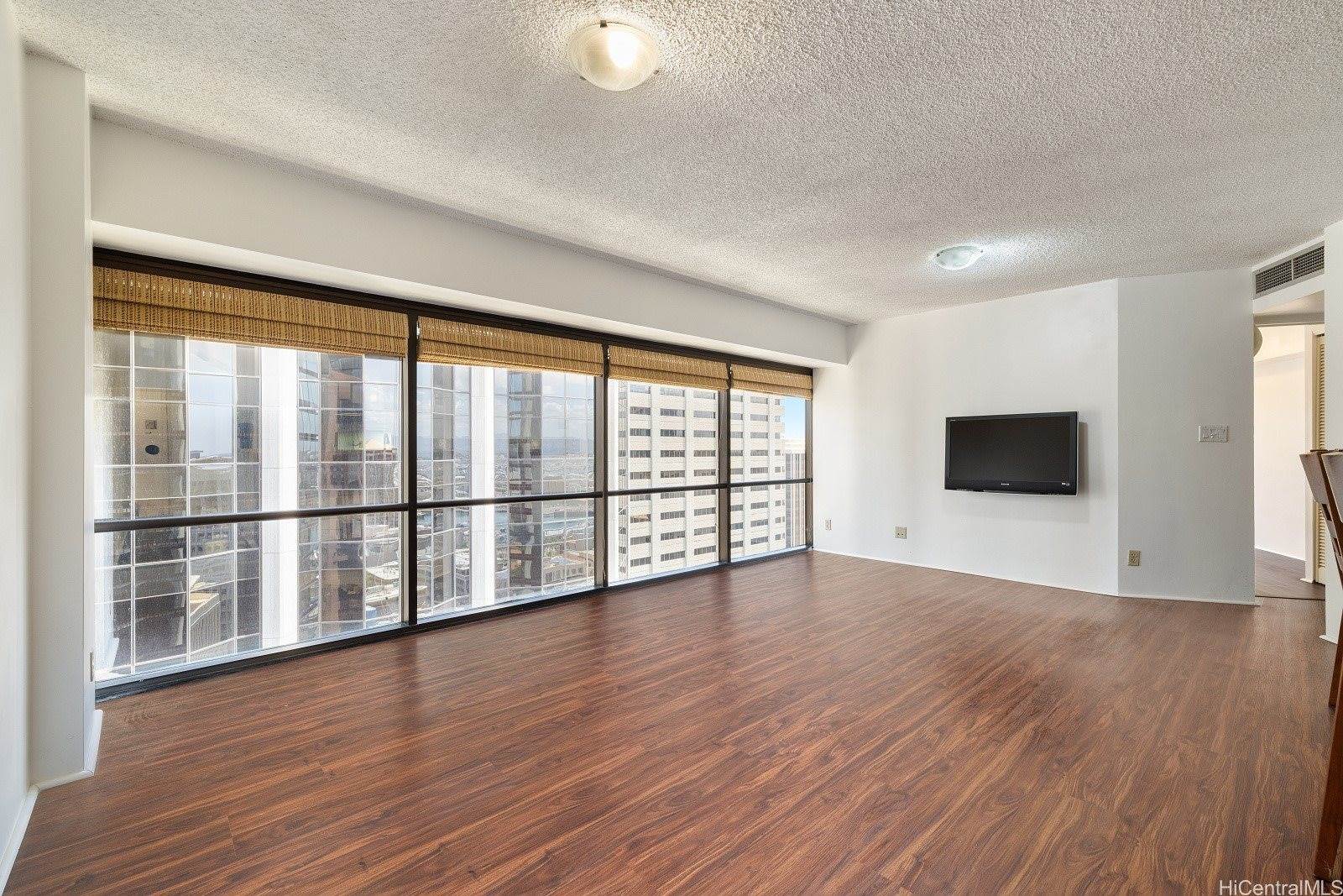 1088 Bishop Street, Honolulu, HI 96813