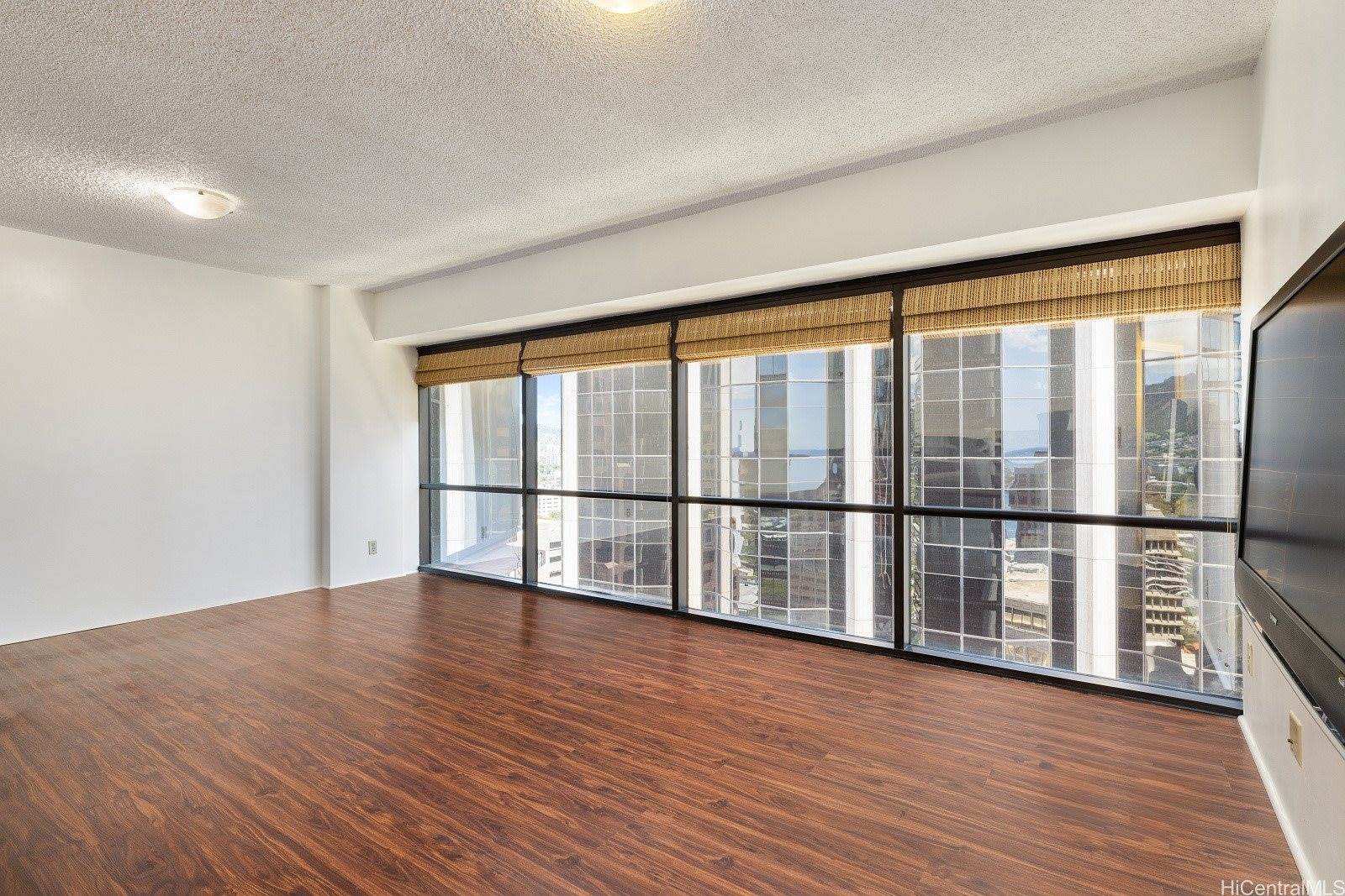 1088 Bishop Street, Honolulu, HI 96813