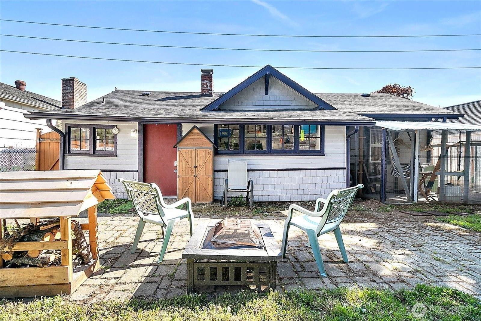 111 East 65th Street, Tacoma, WA 98404