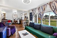 111 East 65th Street, Tacoma, WA 98404