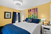 111 East 65th Street, Tacoma, WA 98404