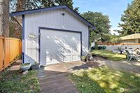 111 East 65th Street, Tacoma, WA 98404
