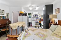 111 East 65th Street, Tacoma, WA 98404