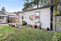 111 East 65th Street, Tacoma, WA 98404