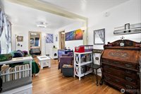 111 East 65th Street, Tacoma, WA 98404