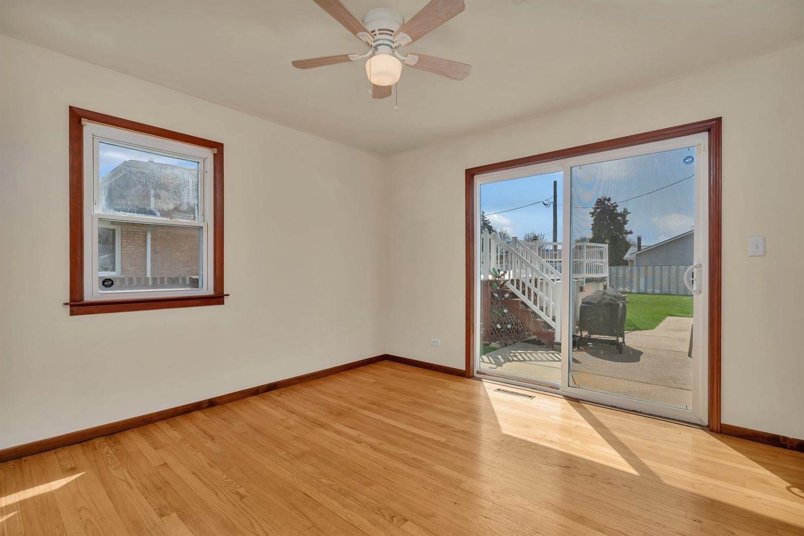 8201 Melvina Avenue, Burbank, IL 60459