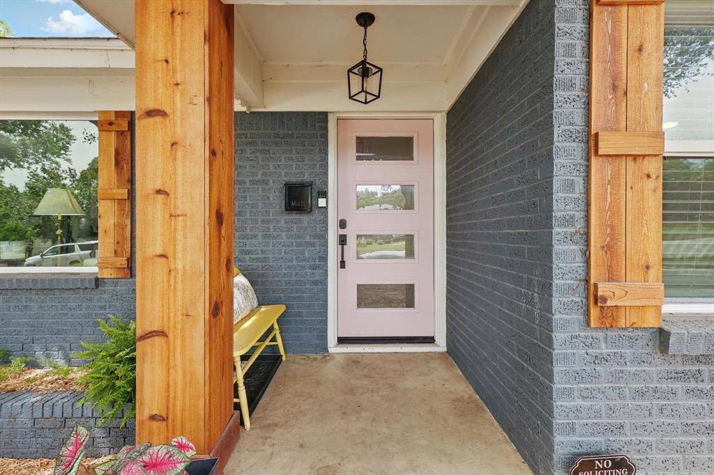 810 Turner Boulevard, Grand Prairie, TX 75050