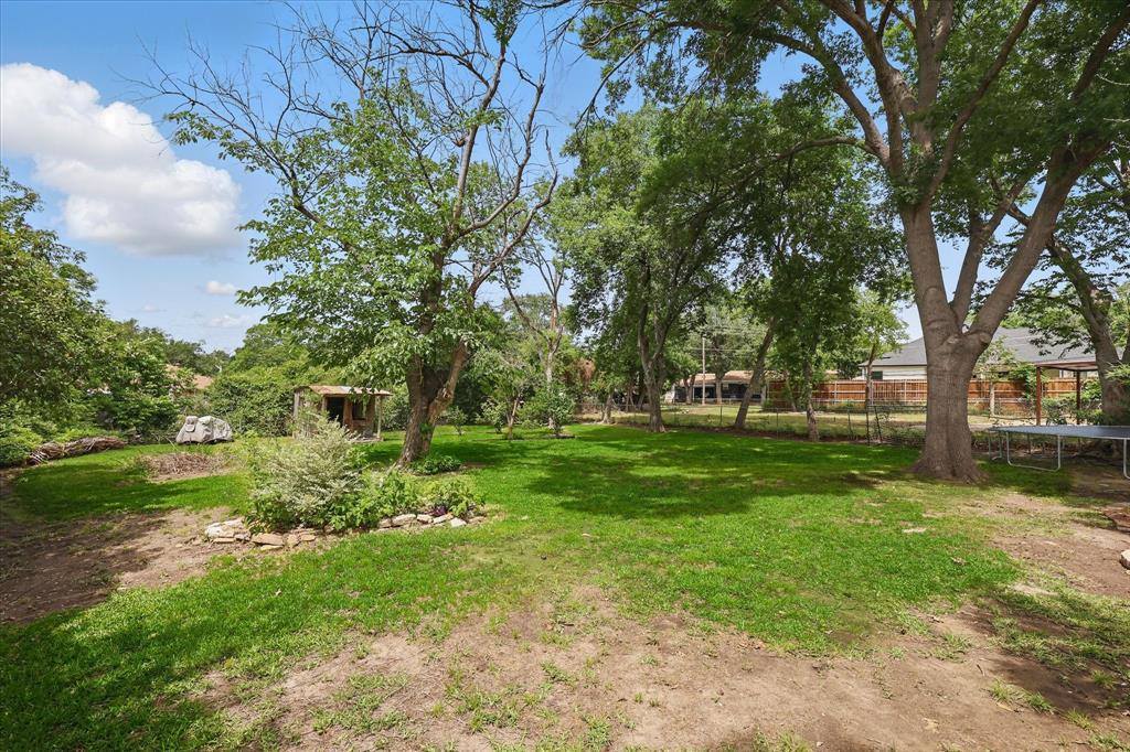 810 Turner Boulevard, Grand Prairie, TX 75050