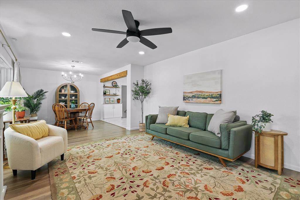 810 Turner Boulevard, Grand Prairie, TX 75050