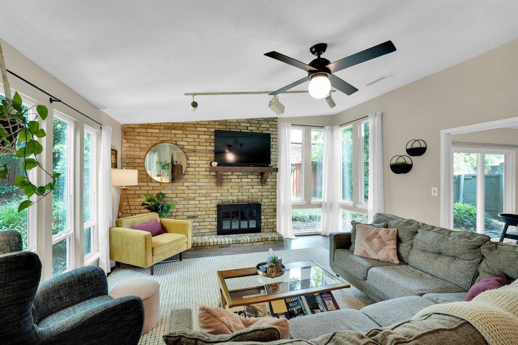 6307 Orchard Hill Drive, Arlington, TX 76016