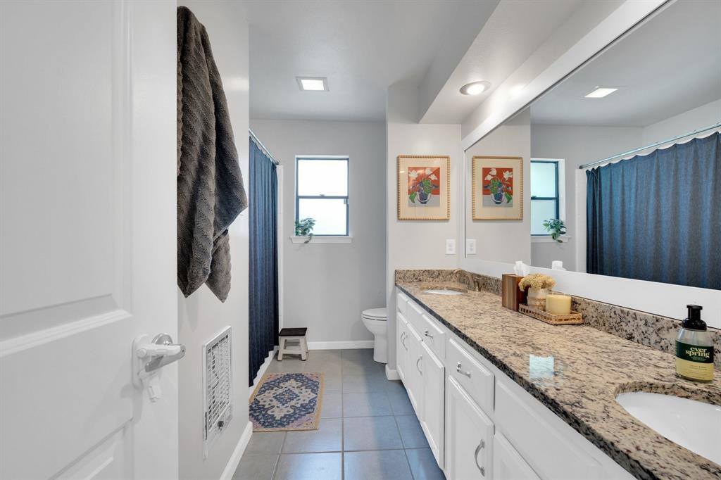 6307 Orchard Hill Drive, Arlington, TX 76016