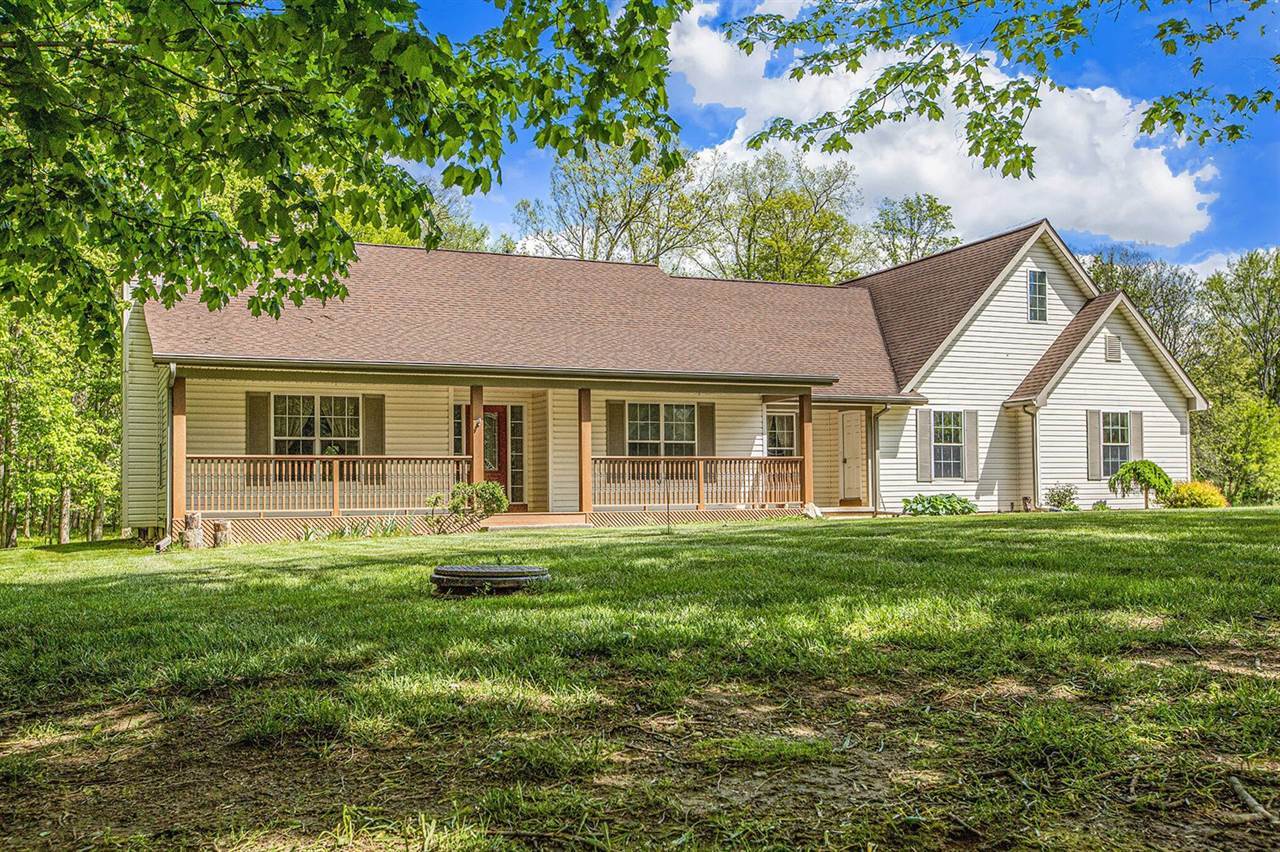 7607 Mt. Hope Road, Grass Lake, MI 49240