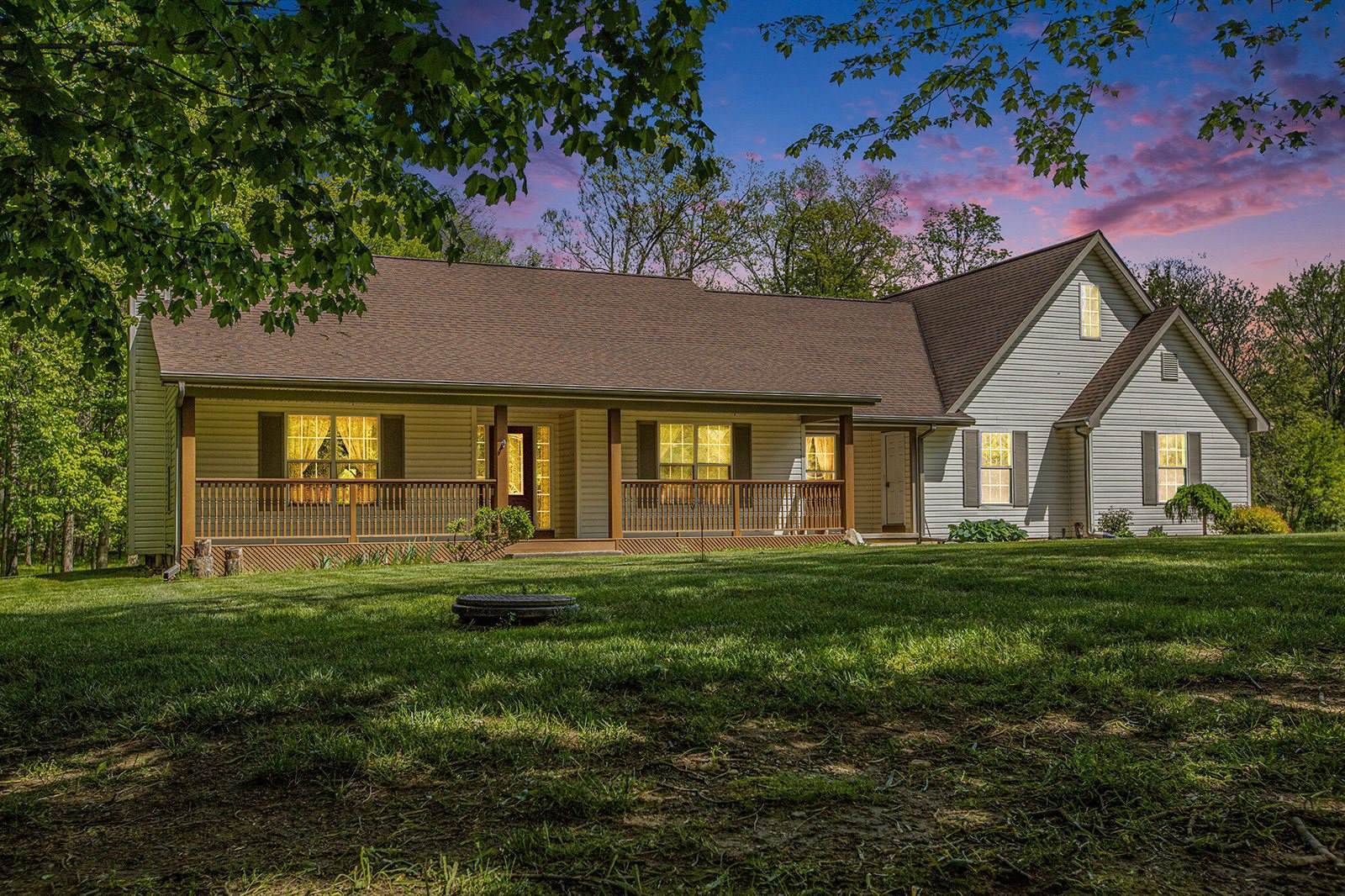 7607 Mt. Hope Road, Grass Lake, MI 49240