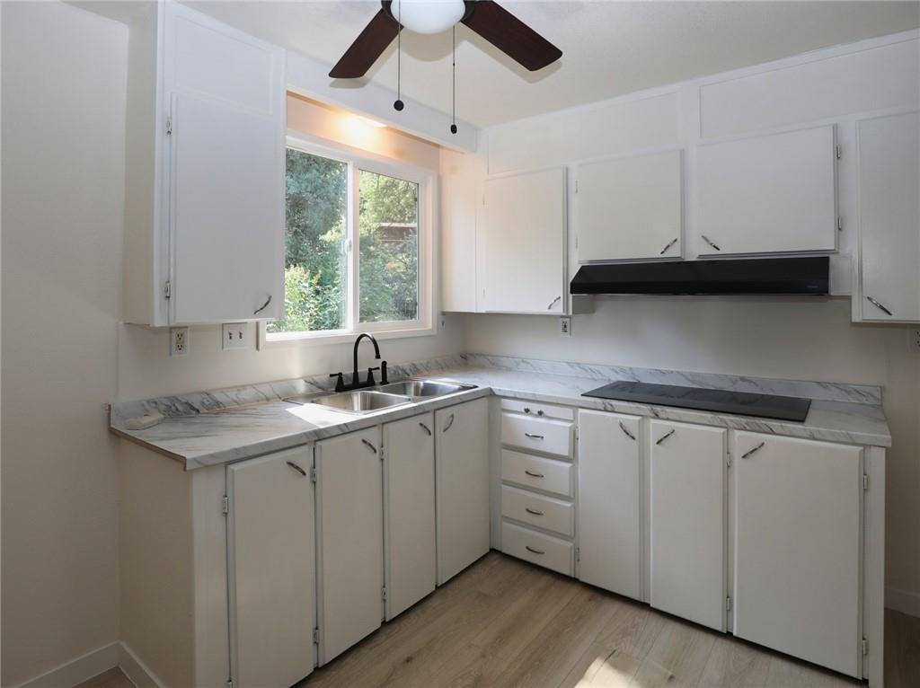 4596 W. 40th, Clearlakes, CA 95422