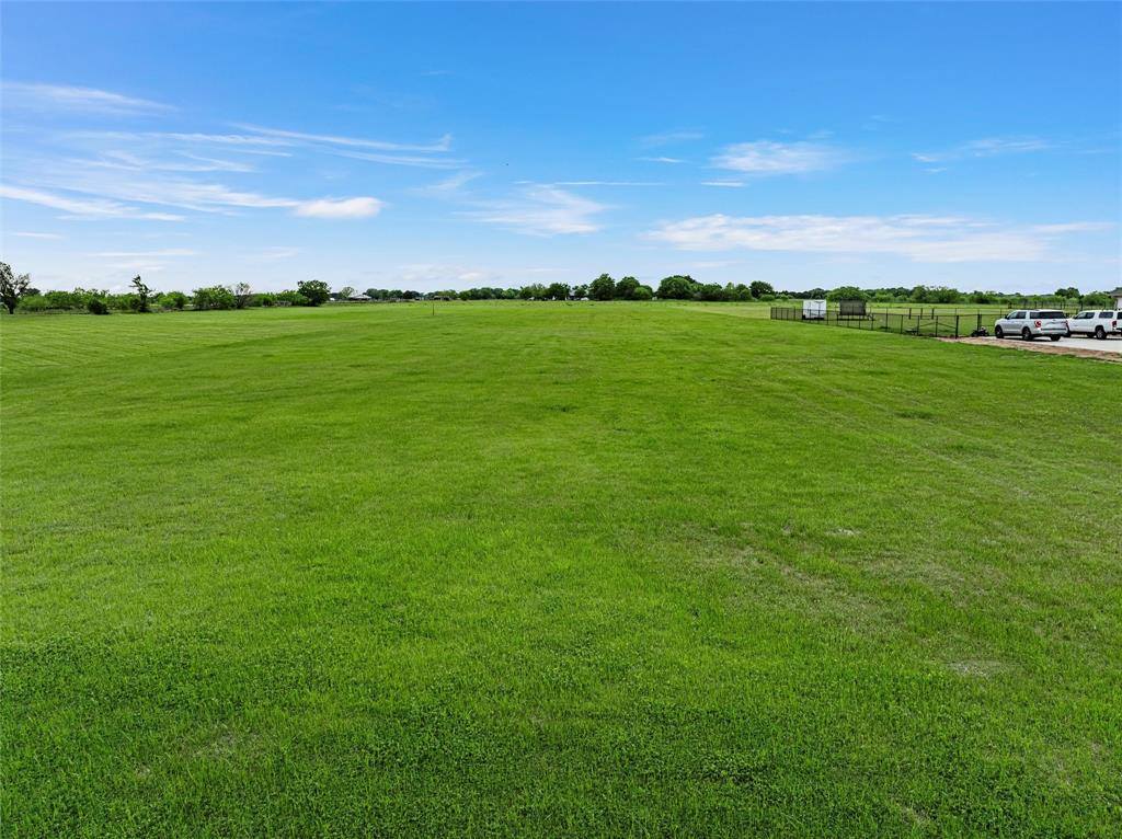 2545 Bode Road, West, TX 76691