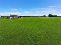 2545 Bode Road, West, TX 76691