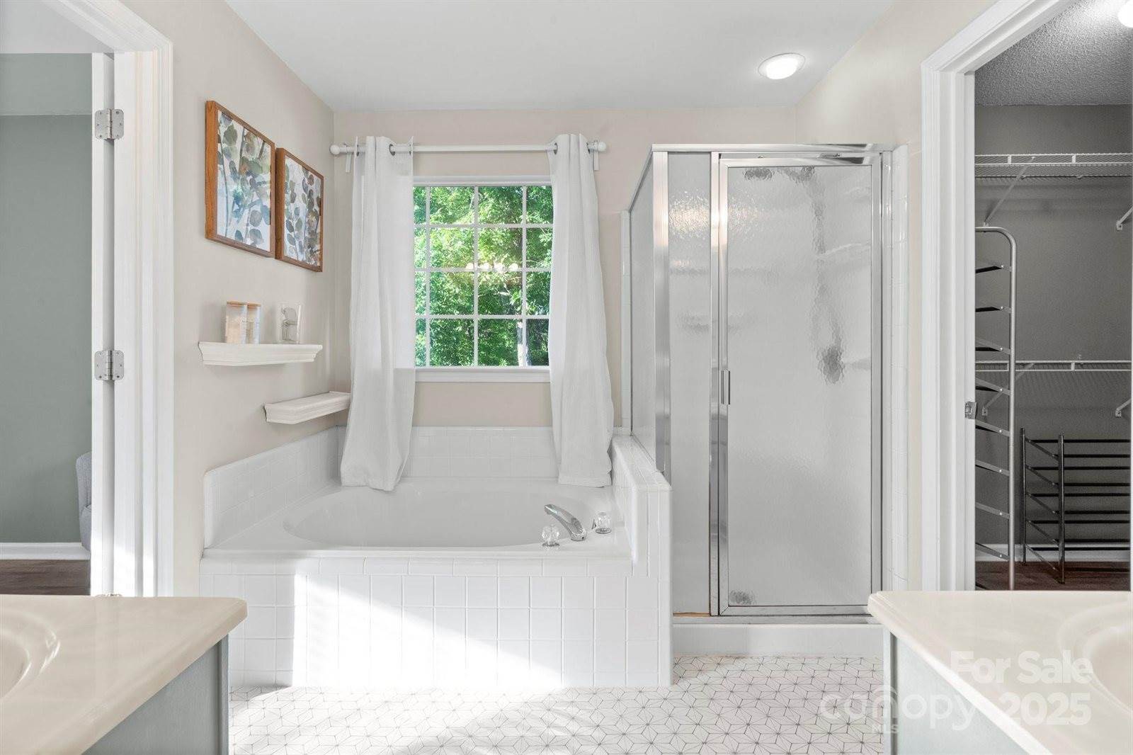 6210 Skyline Drive, Charlotte, NC 28269