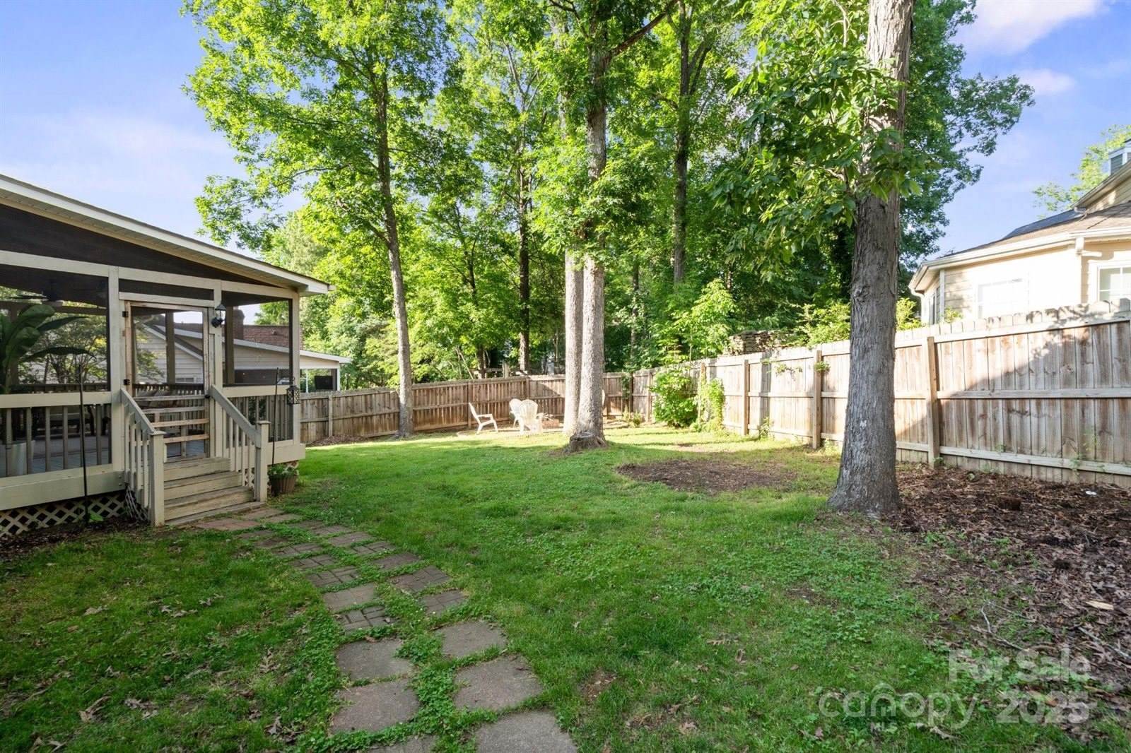 6210 Skyline Drive, Charlotte, NC 28269