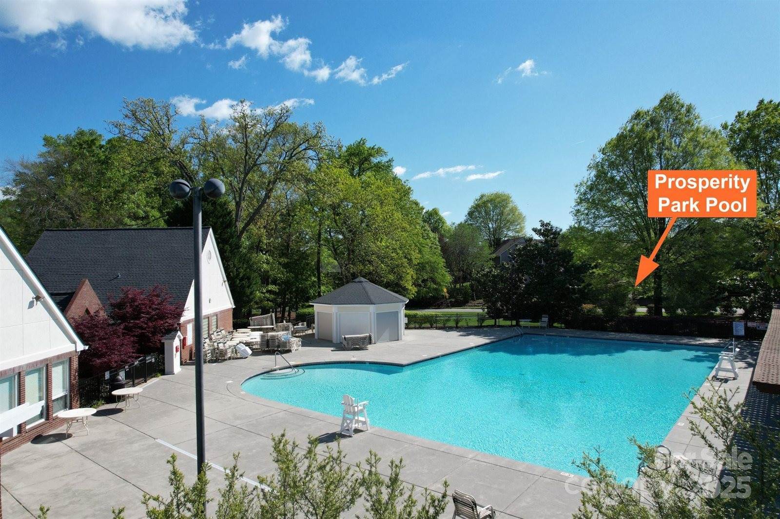 6210 Skyline Drive, Charlotte, NC 28269