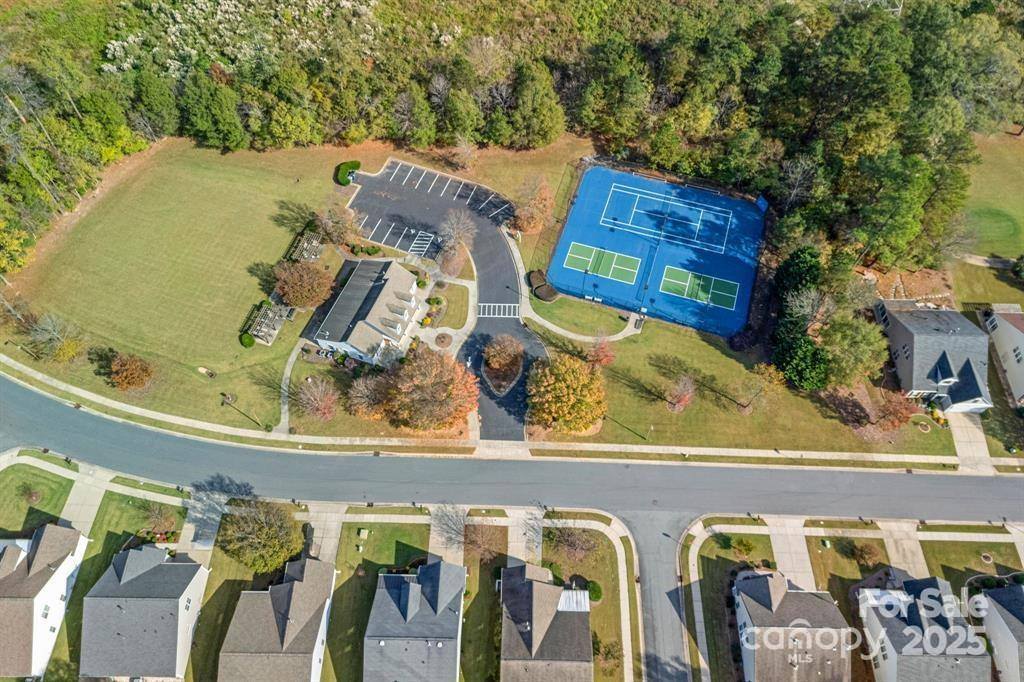 6210 Skyline Drive, Charlotte, NC 28269