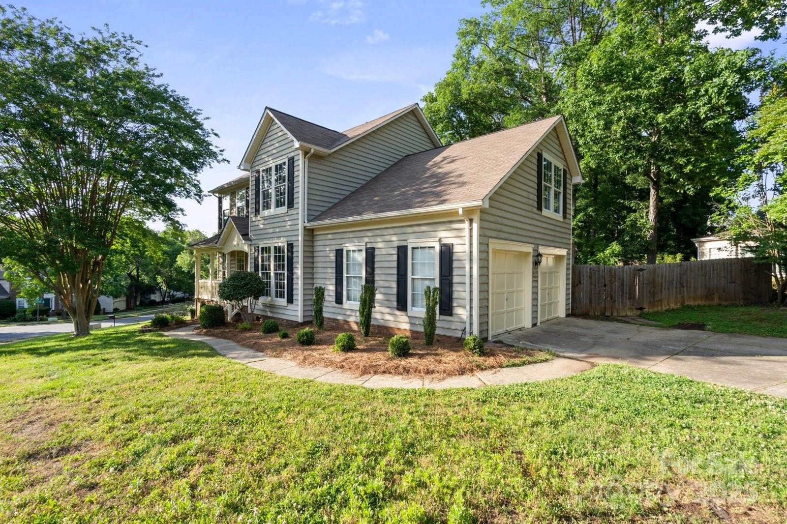 6210 Skyline Drive, Charlotte, NC 28269