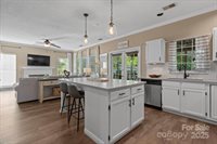 6210 Skyline Drive, Charlotte, NC 28269