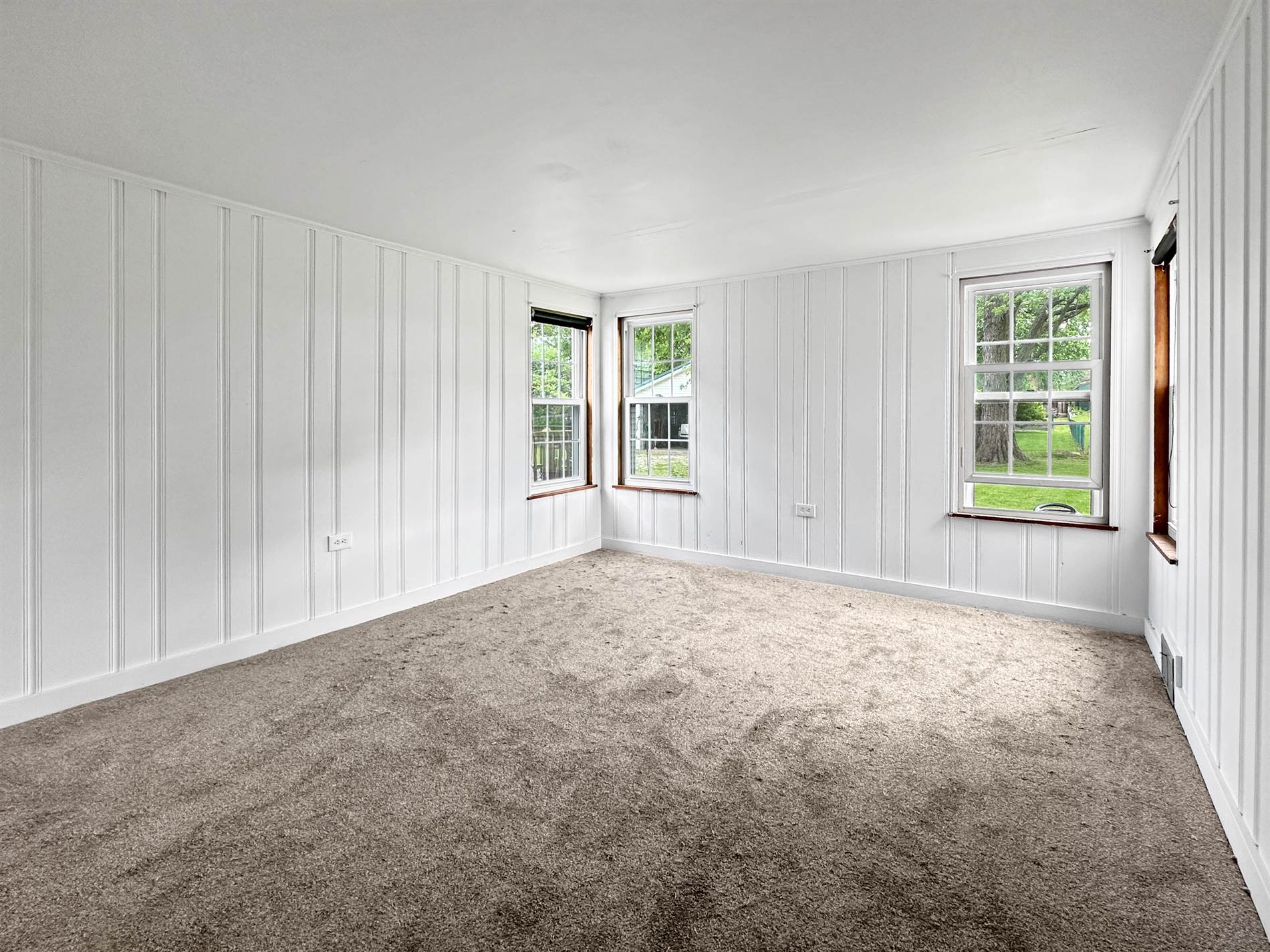 537 E 5th St, Ashland, OH 44805