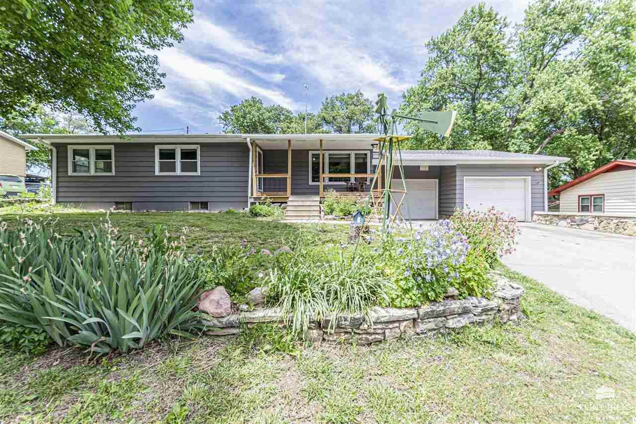 2526 Old Hwy 40, Junction City, KS 66441