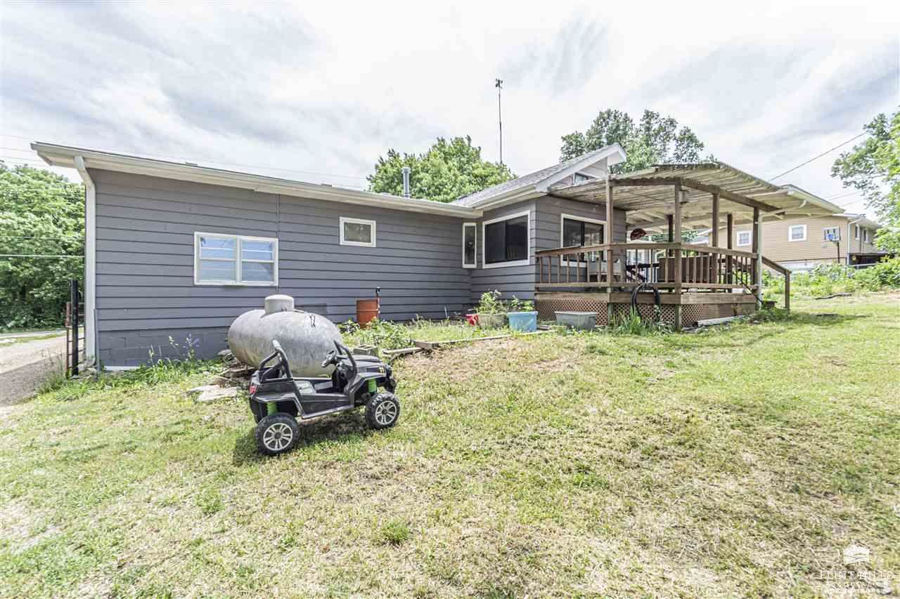 2526 Old Hwy 40, Junction City, KS 66441