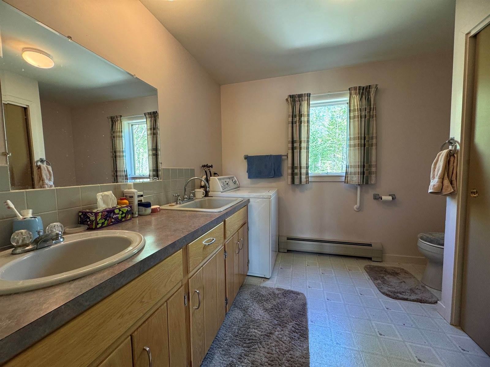 898 Sebec Village Road, Sebec, ME 04481