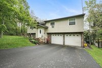 1018 Milan Avenue, Endicott, NY 13760