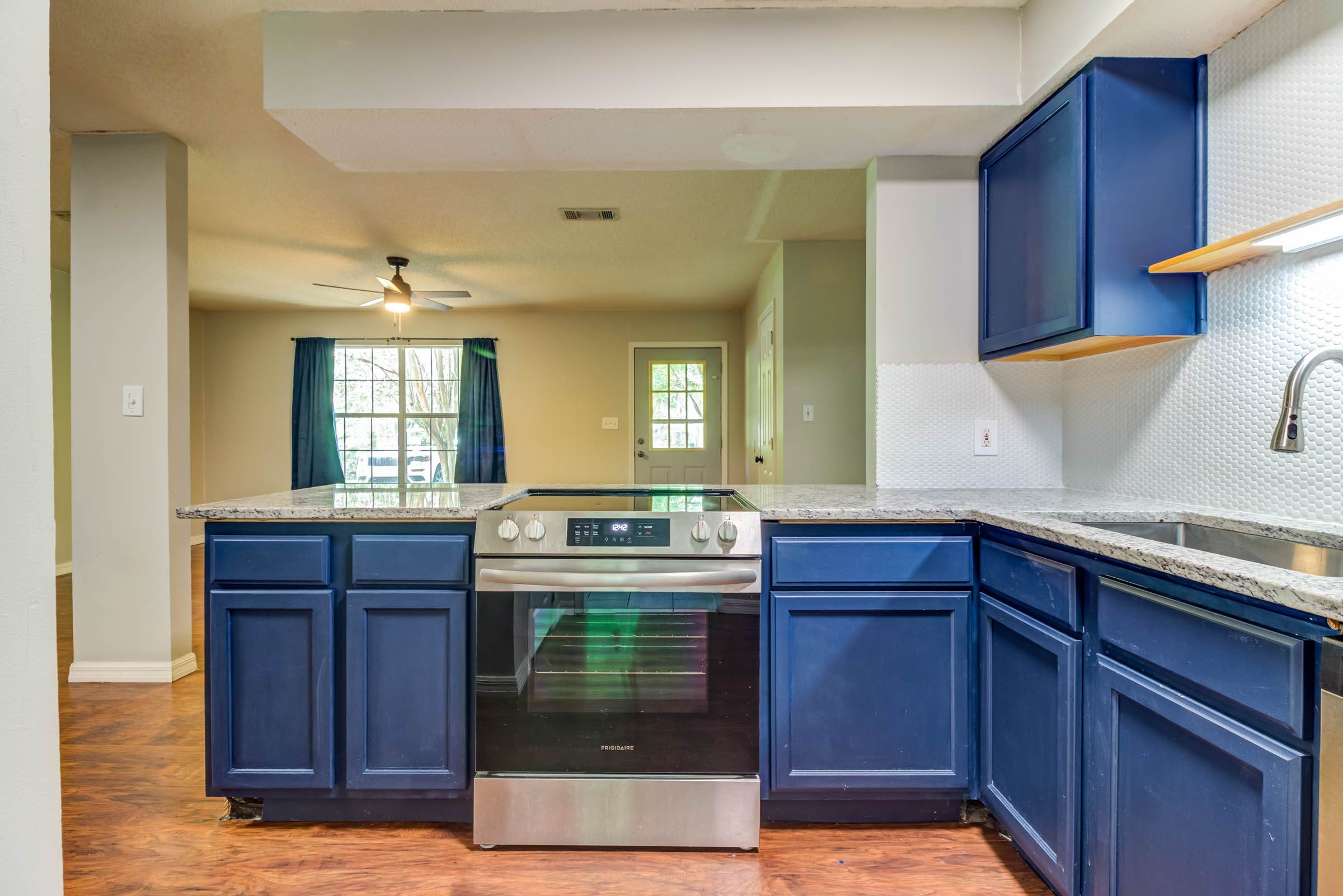 3217 N 2nd Street, Ocean Springs, MS 39564