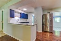 3217 N 2nd Street, Ocean Springs, MS 39564