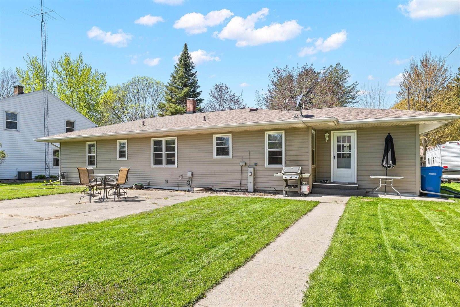 316 Capital Street, Wisconsin Dells, WI 53965