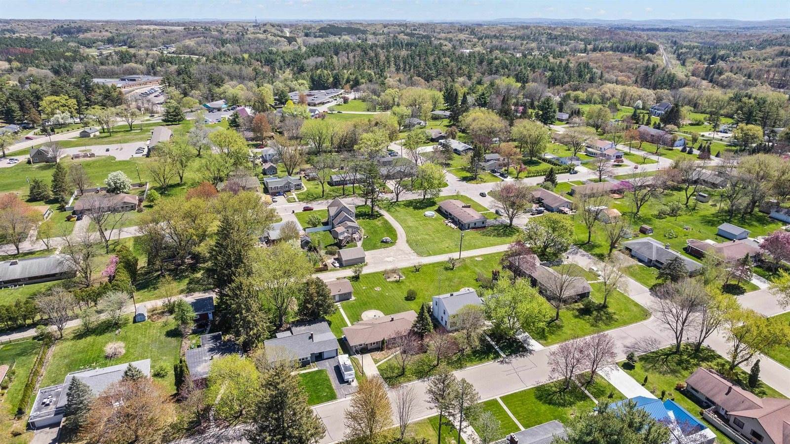 316 Capital Street, Wisconsin Dells, WI 53965