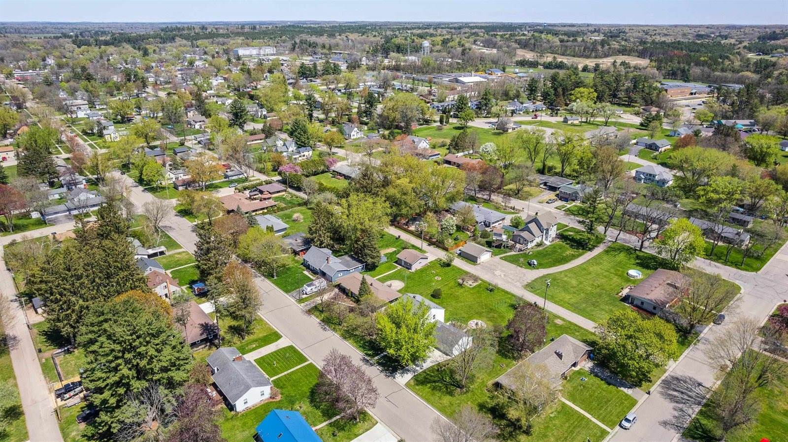 316 Capital Street, Wisconsin Dells, WI 53965