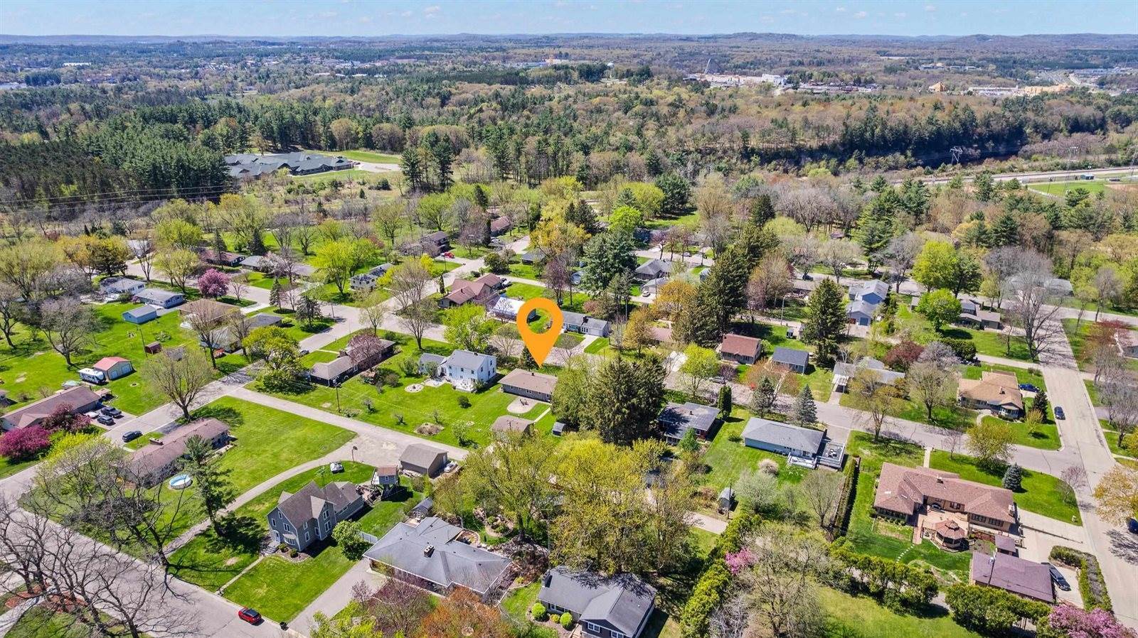 316 Capital Street, Wisconsin Dells, WI 53965