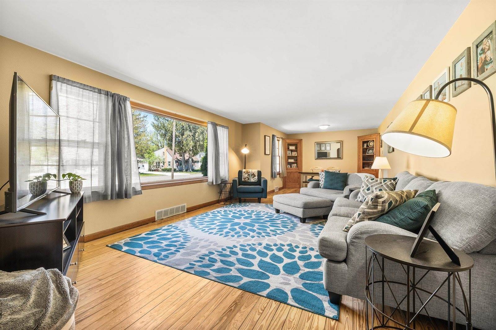 316 Capital Street, Wisconsin Dells, WI 53965