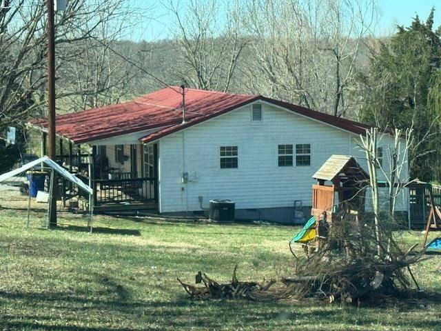 96 Bill Woodward Road, Russellville, KY 42276