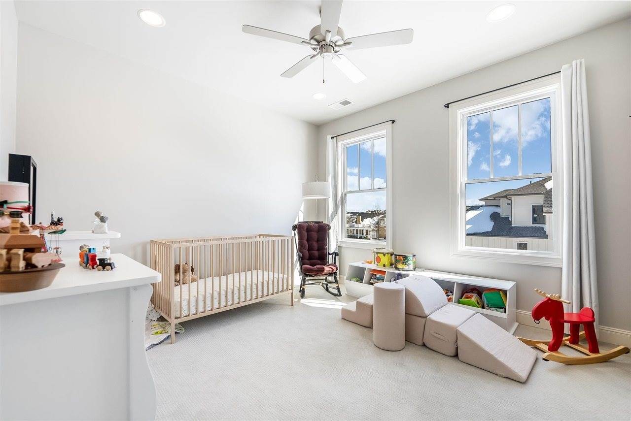 916 Drakes Ridge Lane, Bowling Green, KY 42103